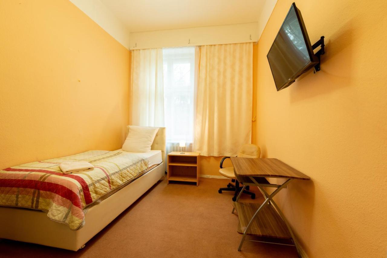 Hotel Pension Dahlem Берлин Екстериор снимка